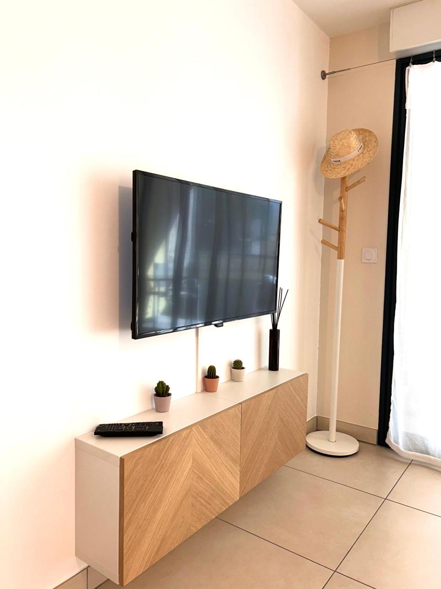Studio Neuf - Portes De Monaco - Confort - Wifi - Clim Экстерьер фото