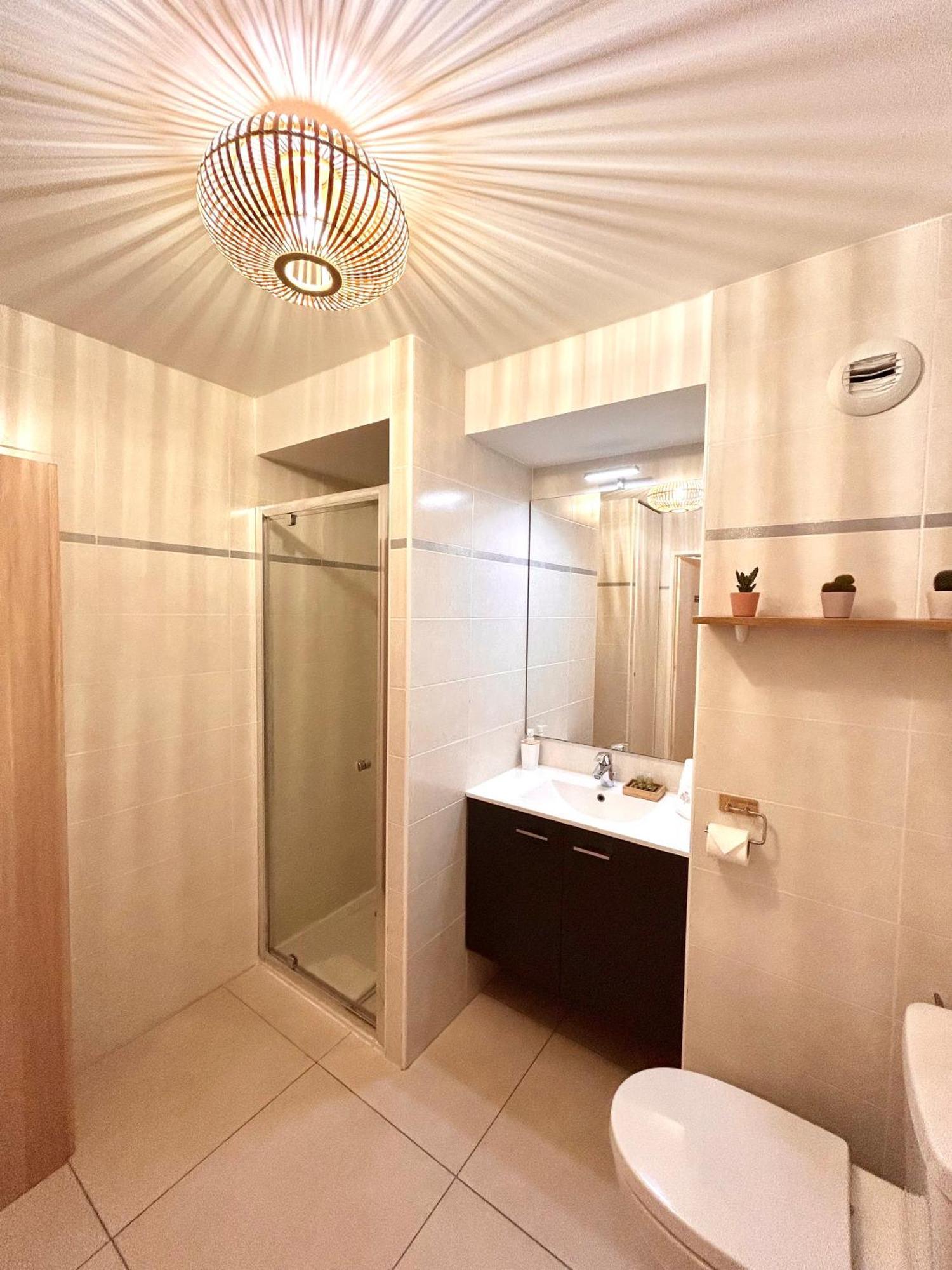Studio Neuf - Portes De Monaco - Confort - Wifi - Clim Экстерьер фото